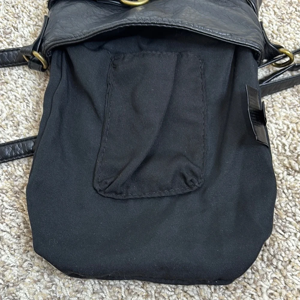 Stone Mountain Accessories Crossbody Bag Black - Picture 11 of 15